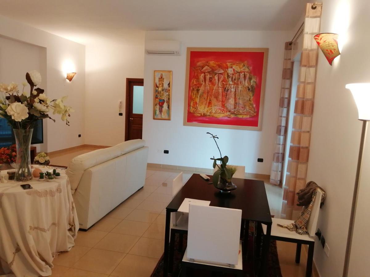Вилла Casa Lauretta - Terrazza - Garage Wifi E Bici Gratuite Лечче Экстерьер фото