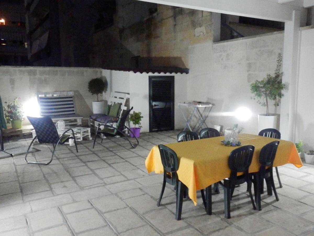 Вилла Casa Lauretta - Terrazza - Garage Wifi E Bici Gratuite Лечче Экстерьер фото